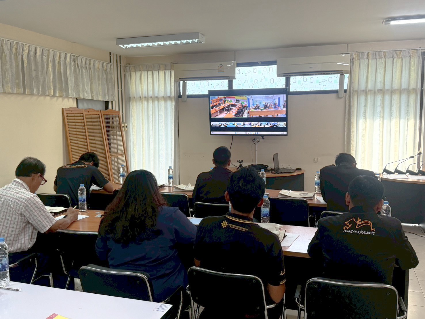 title - โครงการฝึกอบรมเชิงปฏิบัติการ หลักสูตร “การเพิ่มทักษะและเพิ่มประสิทธิภาพการดำเนินงาน อาสาสมัครปฏิรูปที่ดินเพื่อเกษตรกรรม (อสปก.)”